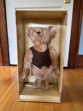 NIB Vintage 1996 Steiff British Collectors Teddy Bear Blond 43 Low No. 00476